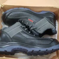 فروش کفش ایمنی سایز42