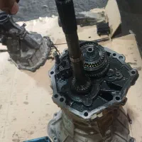 شاگرد مکانیک ومکانیک نیمه ماهر