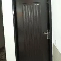 درب چوبی|مصالح و تجهیزات ساختمان|صحنه, |دیوار