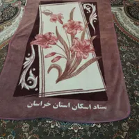 چند عدد پتو دونفره ویک نفره|رختخواب، بالش، پتو|سبزوار, مدرس|دیوار