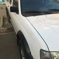نیسان پیکاپ دوکابین ۸۲