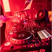 دیجی آقا و خانم