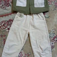 تعدادی لباس بچگانه در حد نو