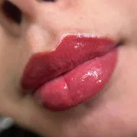 به مناسبت پاییز 300تومن تخفیف در لاین آرایش دائم