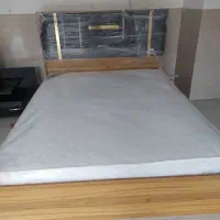 تخت خواب ۲نفره نو و میز