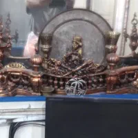 جلوی شومینه فروشی