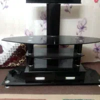 میز تلویزیون شیشه ای