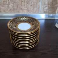 بستنی خوری و نعلبکی