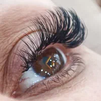 کاشت مژه موقت با ماندگاری بالا متل قو