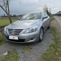 جنسیس سدان ۲۰۱۰ بیرنگ