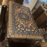 میز و صندلی ناهار خوری نیاز ب تعمیر ۲/۲۰۰