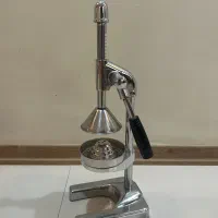 آب انار گیری صنعتی