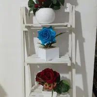 استند گل وگل مصنوعی باگلدان
