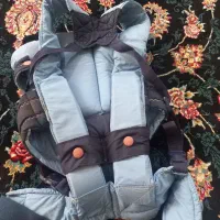 آغوشی کودک|کالسکه و لوازم جانبی|چهارباغ, |دیوار