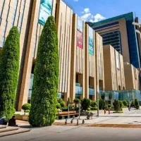 استخدام نیروی کار آقا در انبار