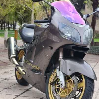 کاوازاکی zx12