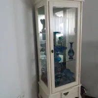 یک عدد بوفه سالم و تمیز زیر قیمت