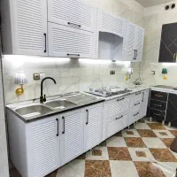 عمده و تک کمد دیواری و کابینت آشپزخانه