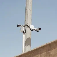 دوربین مدار بسته دزد گیر درب برقی|خدمات پیشه و مهارت|بافت, |دیوار