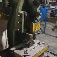 پرس ۱۲ تن متغییر