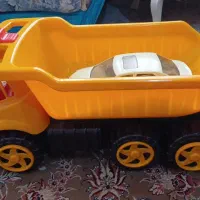 کامیون اسباب بازی