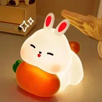 چراغ خواب سیلیکونی خرگوش هویج به دست