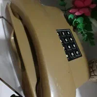 تلفن قدیمی کلکسیونی