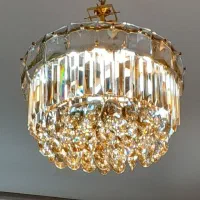 یک عددلوستربسیارتمیزبایه دیوارکوب