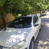 206 صندوقدار مدل ۹۰ v8