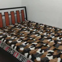 تخت خواب فلزی دو نفره سالم در حد نو