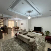 100متر-شیک-10ساله-نورگیر-2جهت-3واحدی-اکازیون