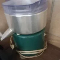 لوازم آشپز خانه|آبمیوه‌گیر و آب‌مرکبات‌گیر|رشت, فخب|دیوار