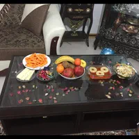 جلومبلی شیک به همراه ۴ عدد عسلی|مبلمان خانگی و میز عسلی|کاشان, دانش|دیوار