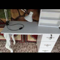 حراج میز و وسایل کامل ناخنکاری