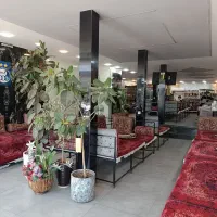 چندتا نیرو برای کار در سفره خانه نخل