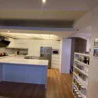 105-طبقه2-تکواحدی-سنددار-تاپ-لوکیشن