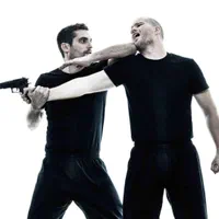 آموزش دفاع شخصی