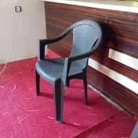 صندلی نو میباشد