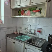 کابینت فلزی سالم و تمیز|مصالح و تجهیزات ساختمان|صحنه, |دیوار