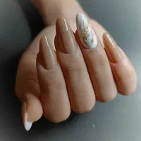 کاشت ناخن