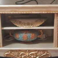 میزتلوزیون رنگ طلایی قیمت ۲۵۰۰