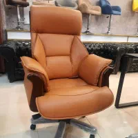 صندلی مدیریت تمام چرم رنگ عسلی