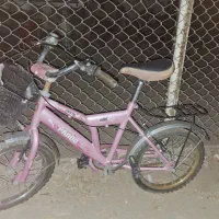 دوچرخه 16 صورتی