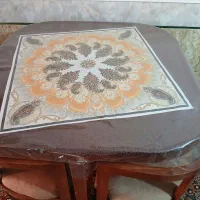با سلام یک عدد میز نهار خوری کم جا
