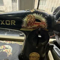 چرخ خیاطی خیلی قدیمی مارک لوکسر