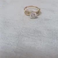 انگشتر|جواهرات|قم, چهل درخت‎|دیوار