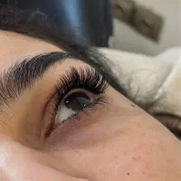 اکستنشن مژه در رشت دیلمان