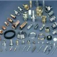 کارگر ساده دریل کار