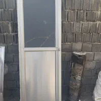 درب حمام و سرویس بهداشتی