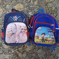 دوتا کیف مدرسه|کیف، کفش، کمربند|اهواز, زیتون کارگری|دیوار